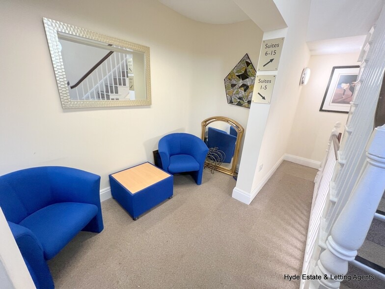 1 Chapel St, Manchester to rent - Interior Photo - Image 2 of 8