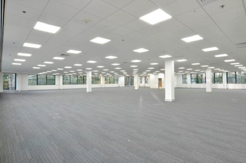 Jays Clos, Basingstoke to rent Interior Photo- Image 1 of 1
