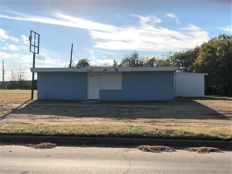 1520 Mitchell Blvd, Fort Worth, TX for sale - Primary Photo - Image 1 of 1