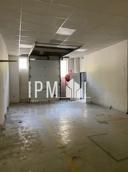 Office in Marseille to rent Interior Photo- Image 1 of 5