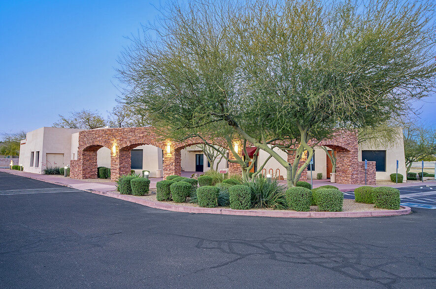 6591 W Thunderbird Rd, Glendale, AZ for rent - Building Photo - Image 3 of 7