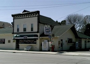 523 Mackinaw Ave, Cheboygan, MI for sale Primary Photo- Image 1 of 1