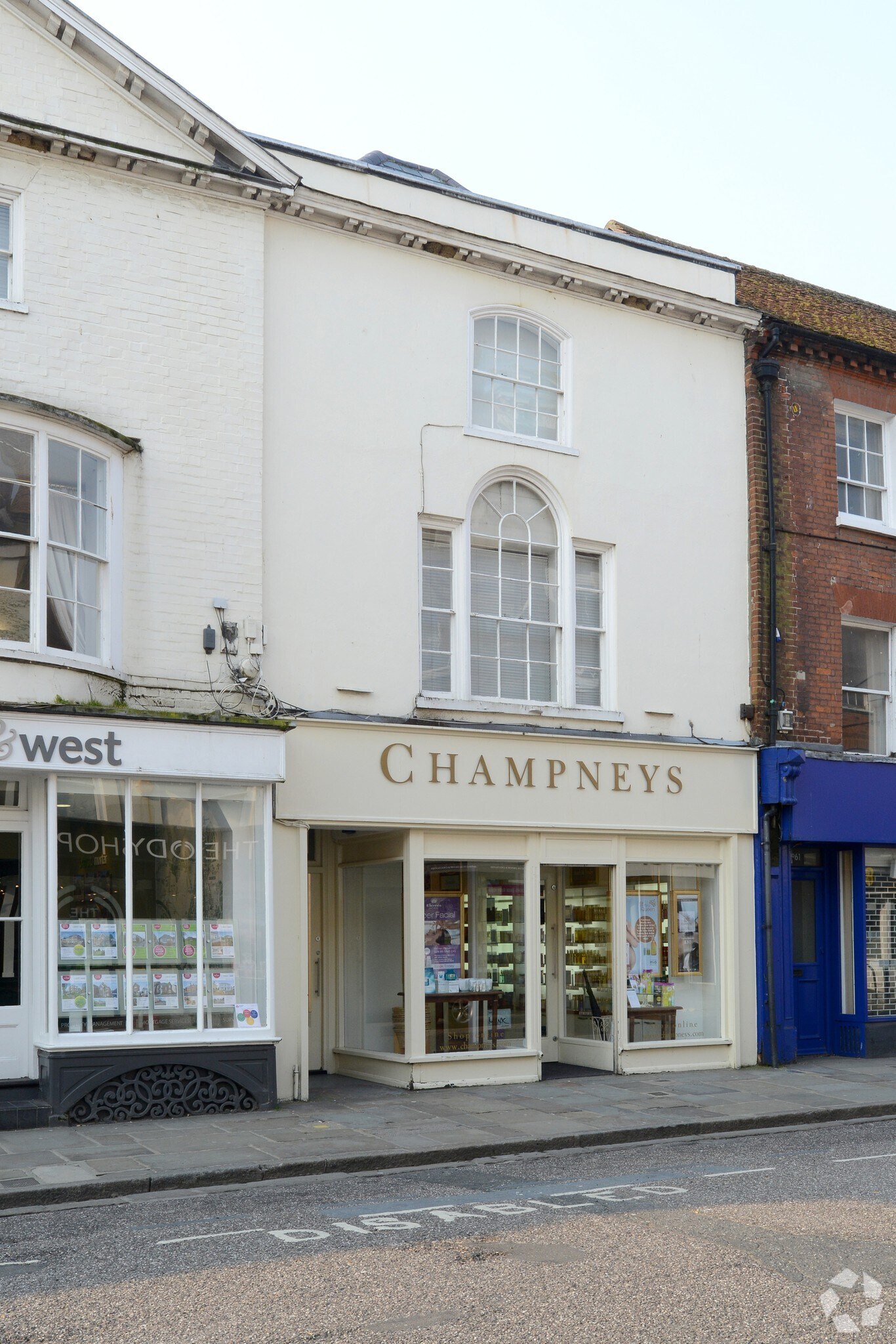 60 East St, Chichester for sale Primary Photo- Image 1 of 1