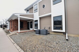 212-222 Commons Way, Toms River, NJ for sale Primary Photo- Image 1 of 1