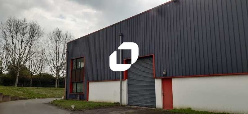 2 Avenue Du Montboulon, Saint-Soupplets to rent - Building Photo - Image 3 of 13