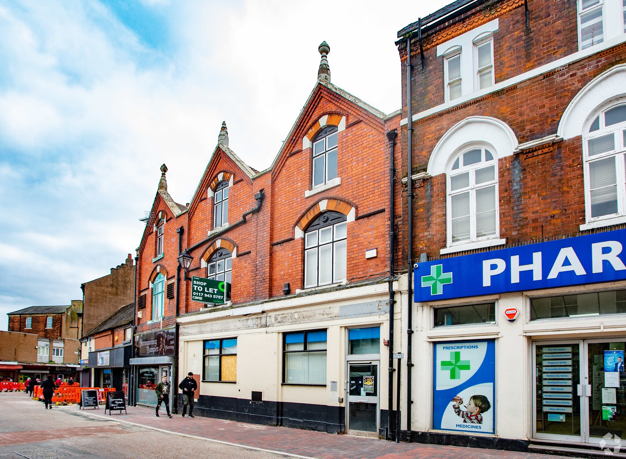 62-63 Wolverhampton St, Willenhall to rent Primary Photo- Image 1 of 3