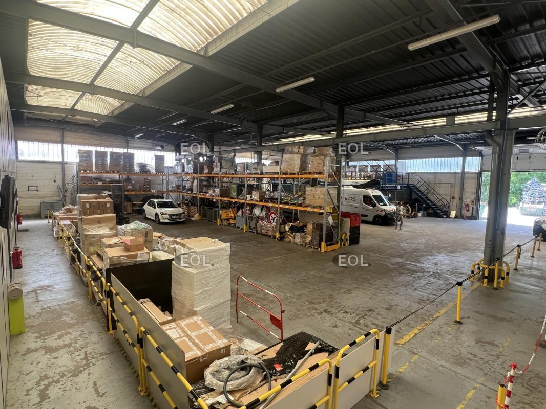 Light Industrial in Sarcelles to rent Building Photo- Image 1 of 14