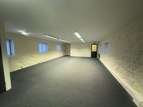 Redhills Ln, Penrith to rent Interior Photo- Image 2 of 9