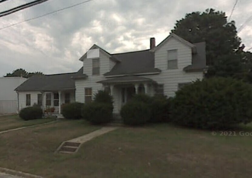 78 Main St, North Grosvenordale 06255 UK