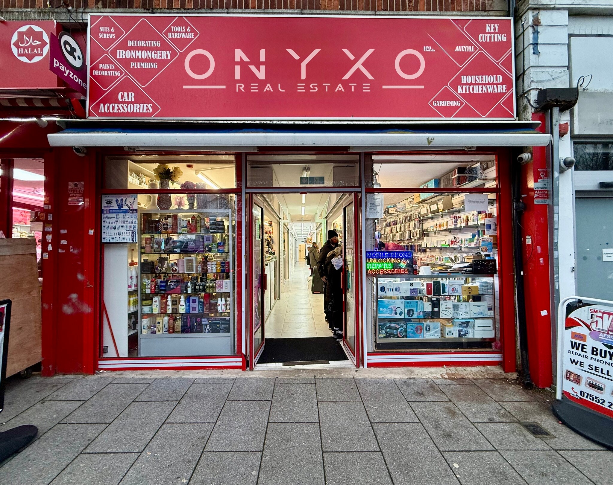 12 Central Parade, Croydon to rent Primary Photo- Image 1 of 2