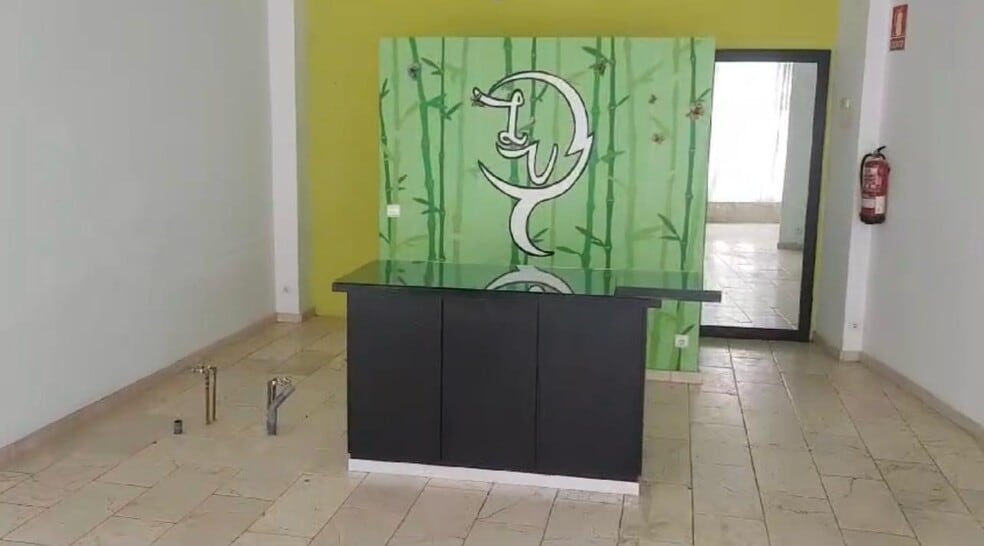 Retail in Córdoba, Córdoba for sale - Building Photo - Image 2 of 3