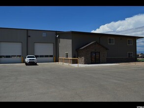 4898 S 4625, Vernal, UT for sale Primary Photo- Image 1 of 1