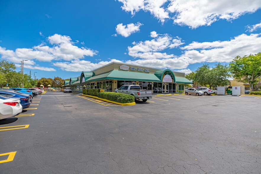 17555-17595 S Dixie Hwy, Miami, FL for sale - Building Photo - Image 1 of 1