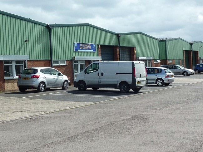 More details for Unit 21-25 Saltbrook Trading Estate, Saltbrook Rd, Halesowen - Industrial to Rent