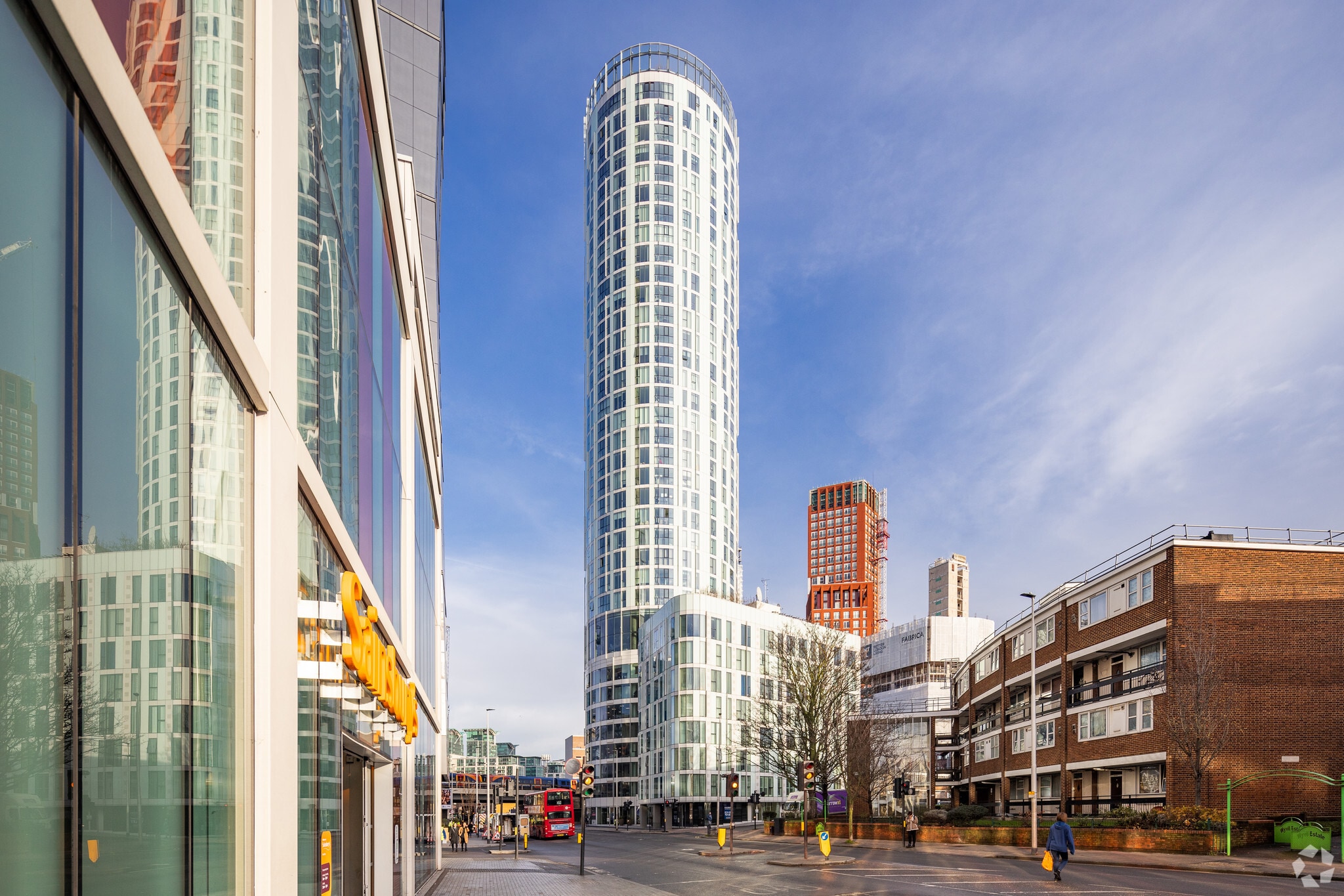 153 Wandsworth Rd, London to rent Primary Photo- Image 1 of 23