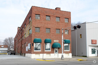 228 E Washington St, Shelbyville, IN for rent Building Photo- Image 1 of 17