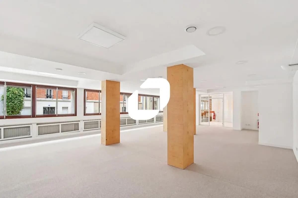 Office in Paris for sale Interior Photo- Image 1 of 16