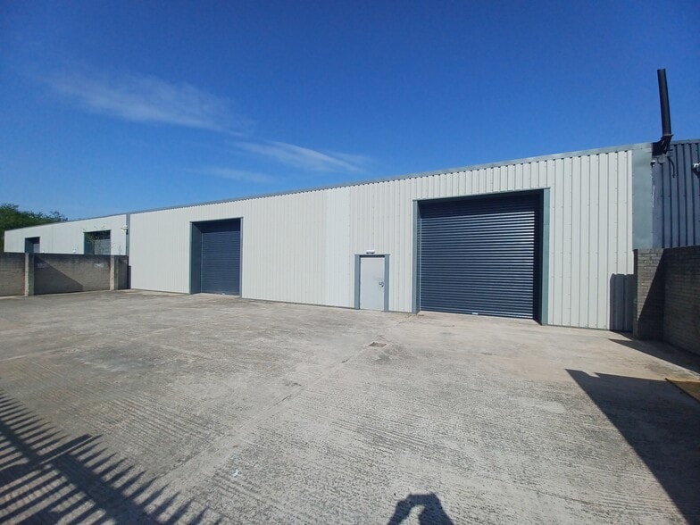 Brindley Rd, Runcorn to rent - Building Photo - Image 2 of 15