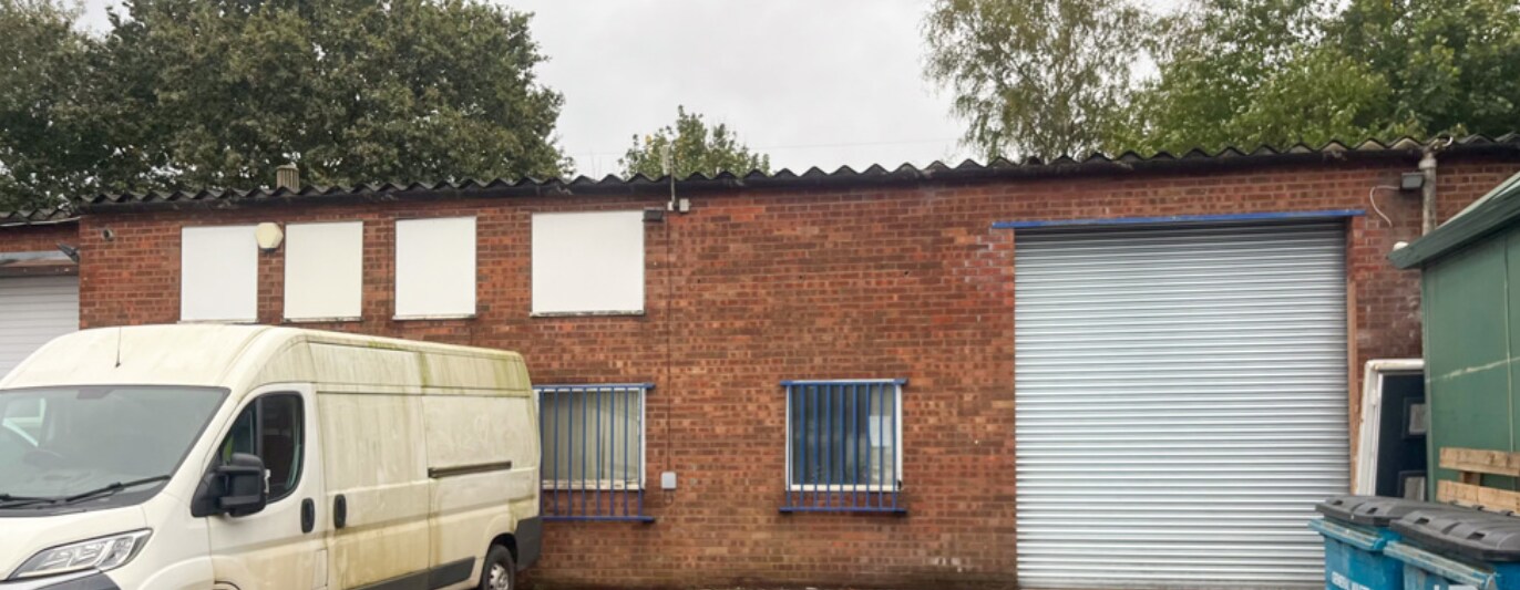 219 Torrington Av, Coventry for sale Primary Photo- Image 1 of 1
