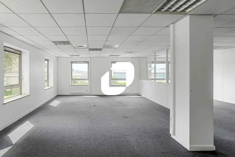 Location Bureaux 72 m² à 232 m² - Photo 1
