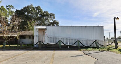  in Jacksonville, FL for sale Building Photo- Image 1 of 1