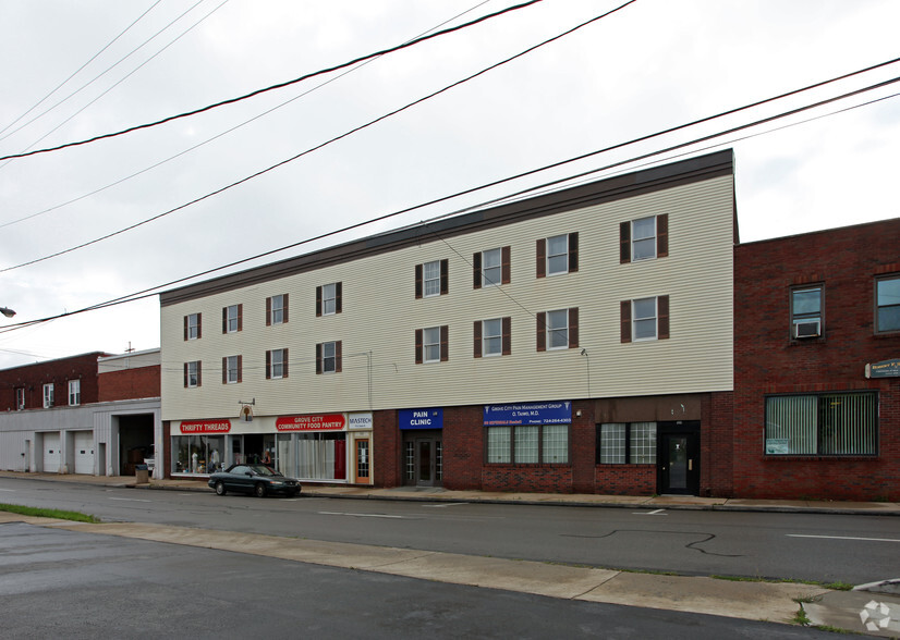 114-122 S Center St, Grove City, PA for sale - Primary Photo - Image 1 of 1