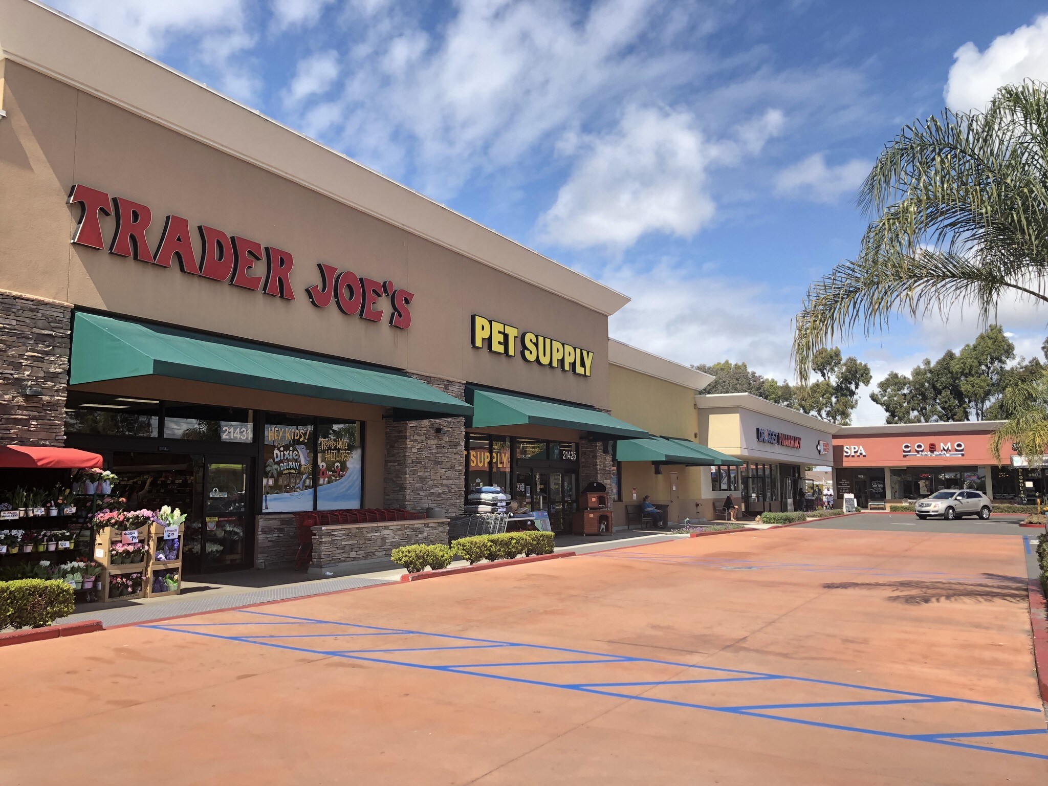 2140321469 Brookhurst St, Huntington Beach 92646