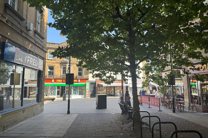 7 High St, Yeovil for sale - Building Photo - Image 3 of 3