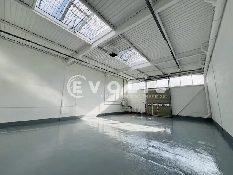 Light Industrial in Bonneuil-sur-Marne to rent - Interior Photo - Image 2 of 14