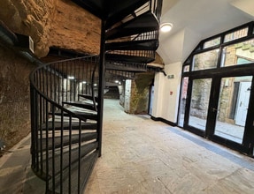 Church St, Mansfield to rent Interior Photo- Image 2 of 3