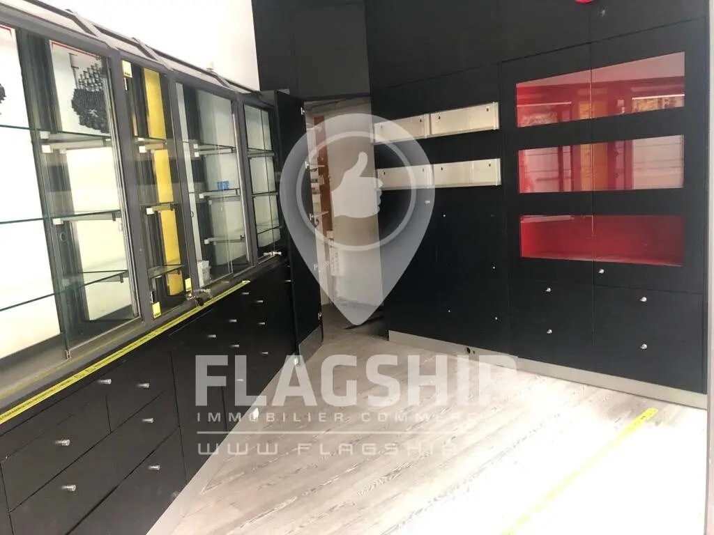 Location Commerce 30 m² - Photo 1