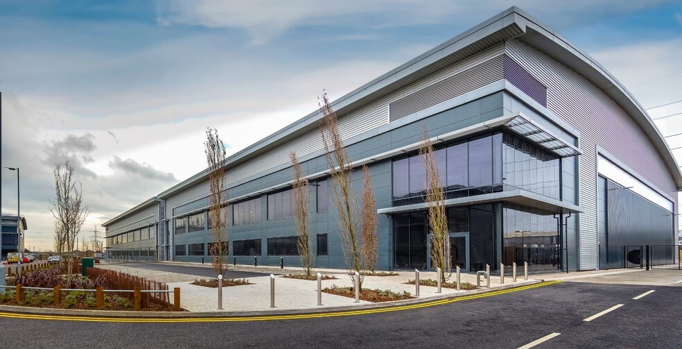 White Hart Ln, London N17 7RP UK