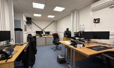 Station Hl, Chudleigh to rent Interior Photo- Image 2 of 4