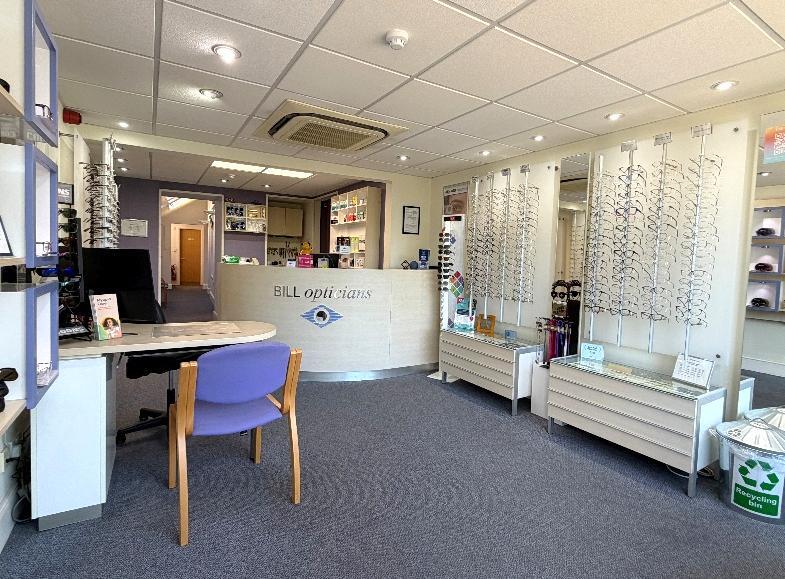 31 The Strand, Dawlish for sale - Interior Photo - Image 2 of 2