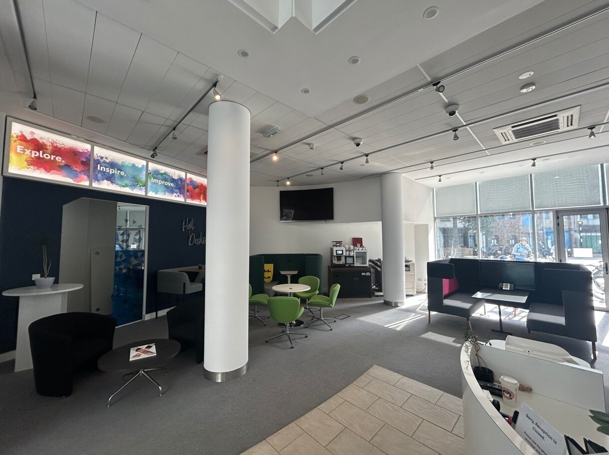 Esplanade, Jersey to rent Interior Photo- Image 1 of 1