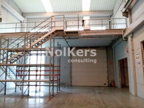 Industrial in Salt, Gerona to rent Interior Photo- Image 2 of 4