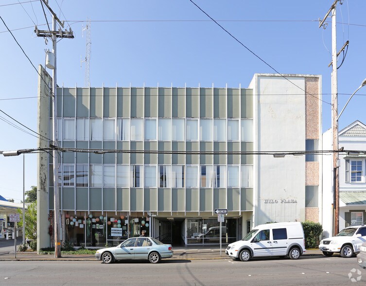 180 Kinoole St, Hilo, HI to rent - Building Photo - Image 3 of 13