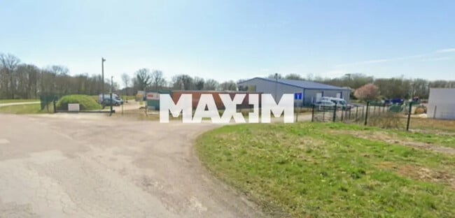 Location Local d'activités 175 m²