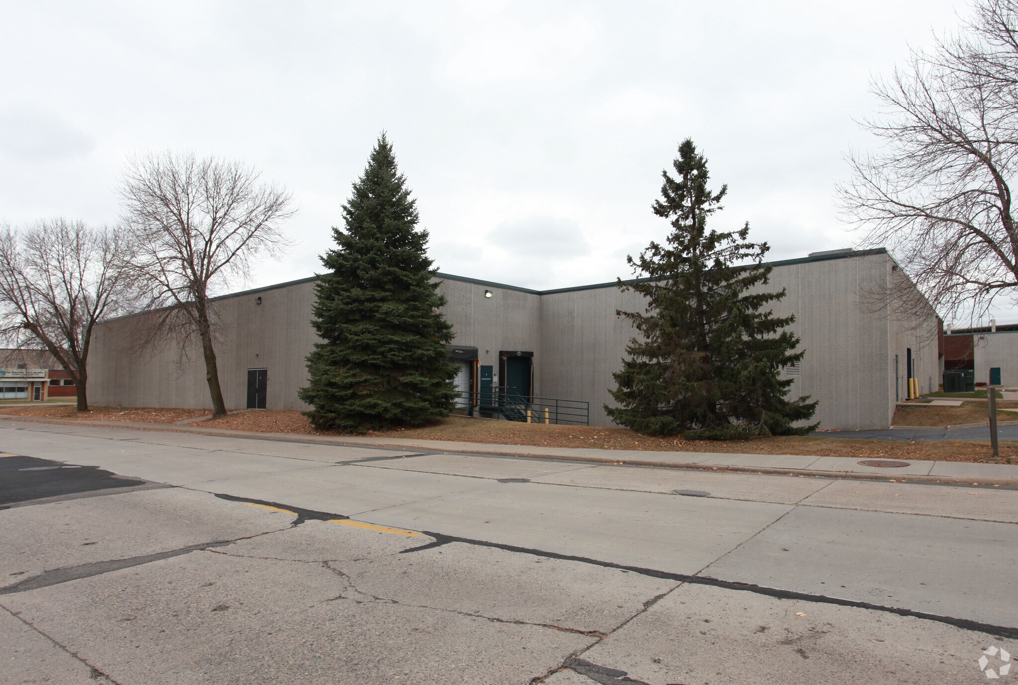 2505 NE Kennedy St, Minneapolis, MN for sale Building Photo- Image 1 of 1