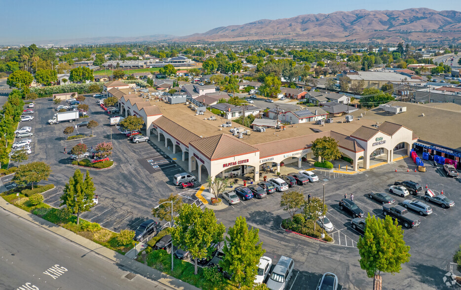 643 E Calaveras Ave, Milpitas, CA for rent - Building Photo - Image 3 of 4