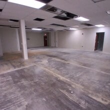 4250 Crums Mill Rd, Harrisburg, PA to rent Interior Photo- Image 1 of 4