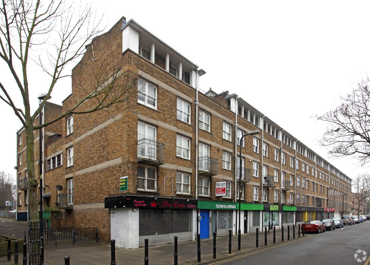 Overton Rd, London SW9 7JR UK