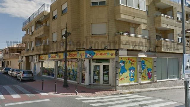 Retail in Granja de Rocamora, Alicante to rent - Building Photo - Image 2 of 2
