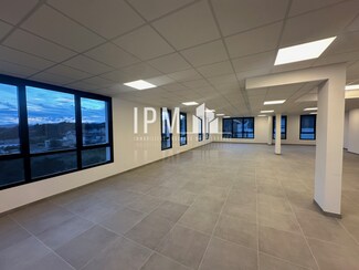 More details for 53 Chemin De Beaudinard Aux Solans, 13400 Aubagne, Aubagne - Office for Sale