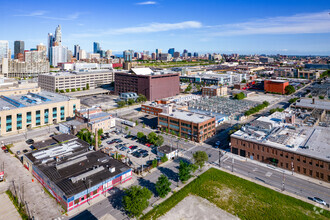 557 W Polk St, Chicago, IL for rent Aerial- Image 1 of 19