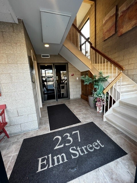 237 Elm St, New Canaan, CT for rent Building Photo- Image 1 of 6