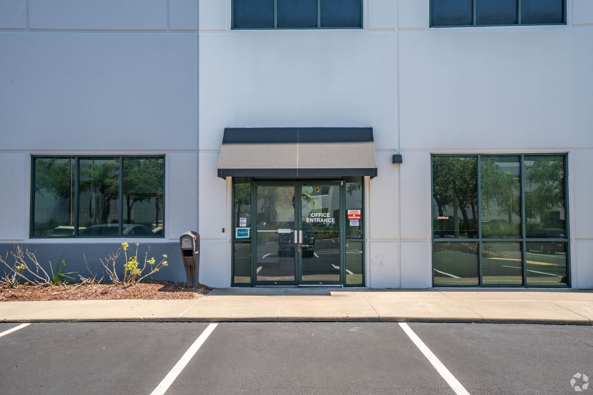 9900 18th St N, Saint Petersburg, FL to rent Building Photo- Image 1 of 4