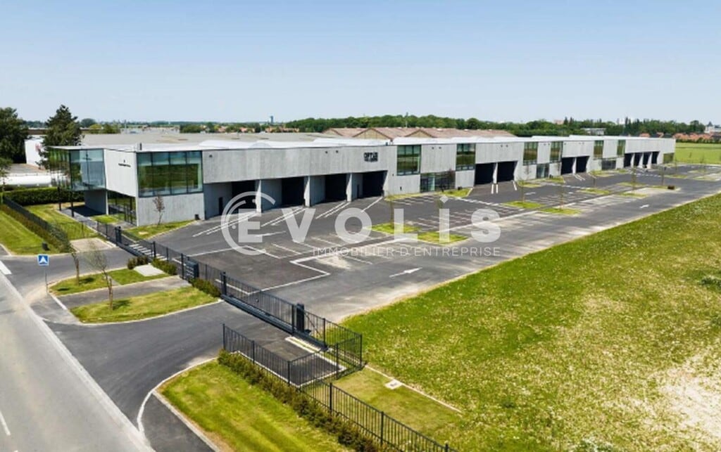 Location Local d'activités 520 m² à 1 982 m² - Photo 1