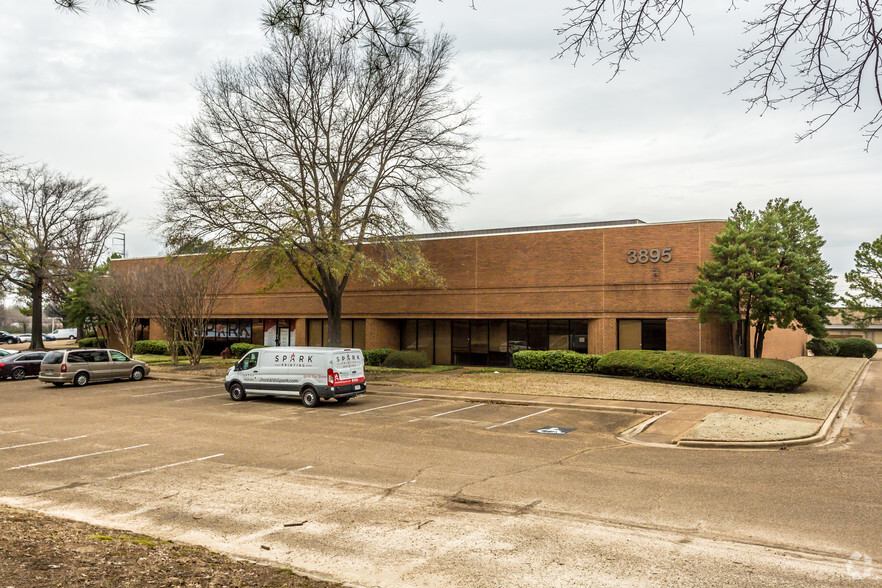 3895 Perkins Rd S, Memphis, TN for rent - Primary Photo - Image 1 of 25