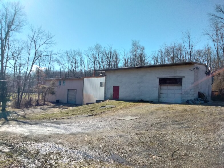 1001 Swinehart Rd, Boyertown, PA for sale - Building Photo - Image 1 of 25